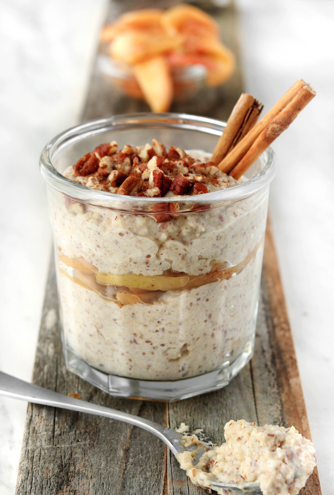 Apple Pie Overnight Oats make a fiber and protein rich breakfast. Cooked apples and cinnamon add fall flavor while maple syrup adds natural sweetness.