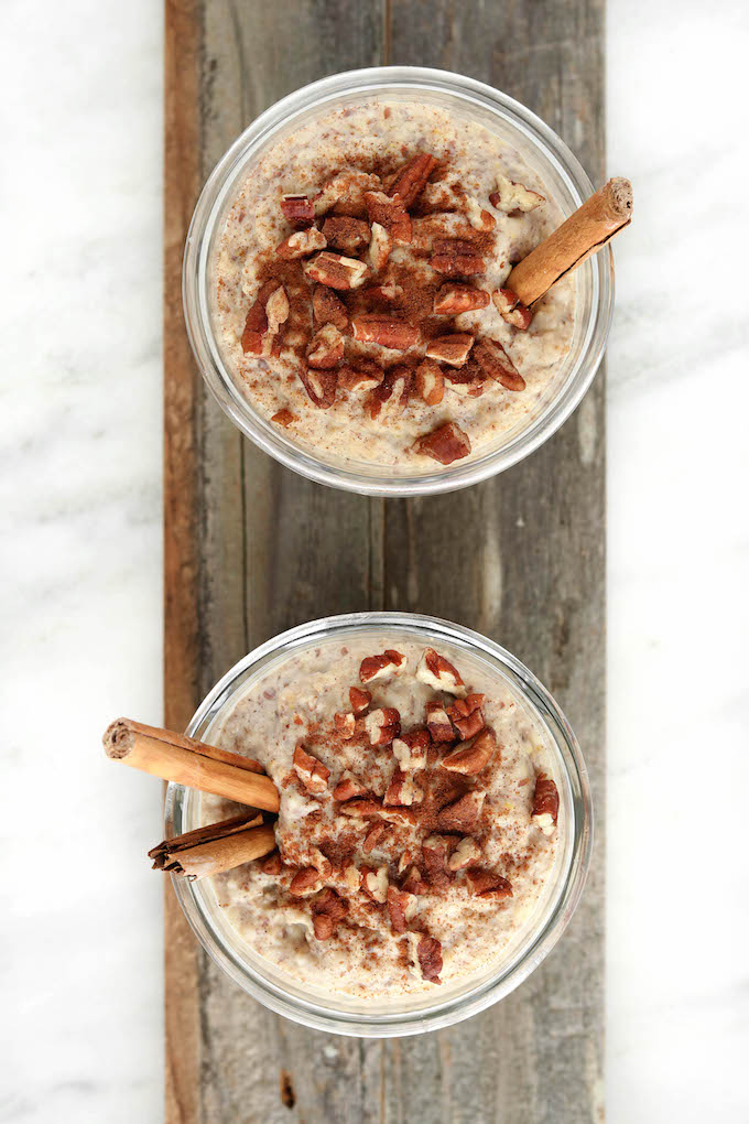 Apple Pie Overnight Oats make a fiber and protein rich breakfast. Cooked apples and cinnamon add fall flavor while maple syrup adds natural sweetness.