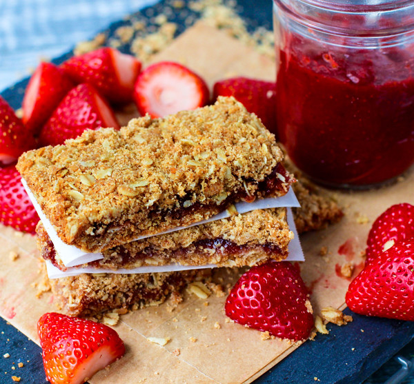 Strawberry Oat Crumble Bars