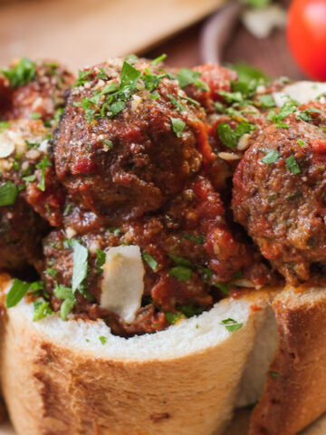 Slow Cooker Italian Meatbals are quick, whole-food friendly, and delicious!