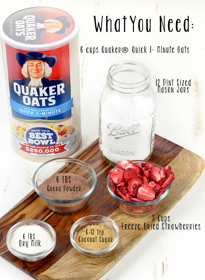 Store bought oatmeal packets are full of sugar and additive. Make these Dark Chocolate Strawberry Instant Oatmeal Jars instead!