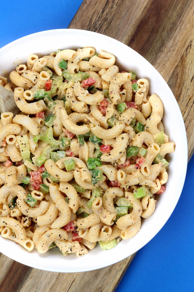 Easy 30 Minute Smoked Macaroni Salad requires 1 bowl, 30 minutes and is mayo free! #glutenfree #vegan #wholefood