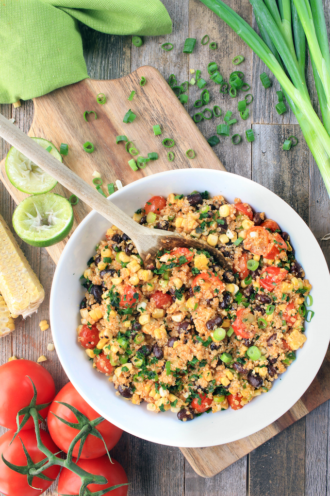 Flavorful, filling, 30-minute Southwestern Quinoa Salad with Roasted Tomato Vinaigrette and garden fresh veggies. #vegan #glutenfree #wholefood